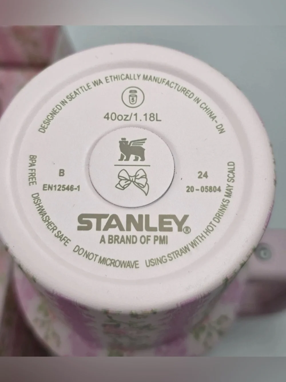 Stanley X Love Shack Fancy 40oz Quencher Tumbler  Blooming Heirloom Edition NIB - Picture 5 of 8